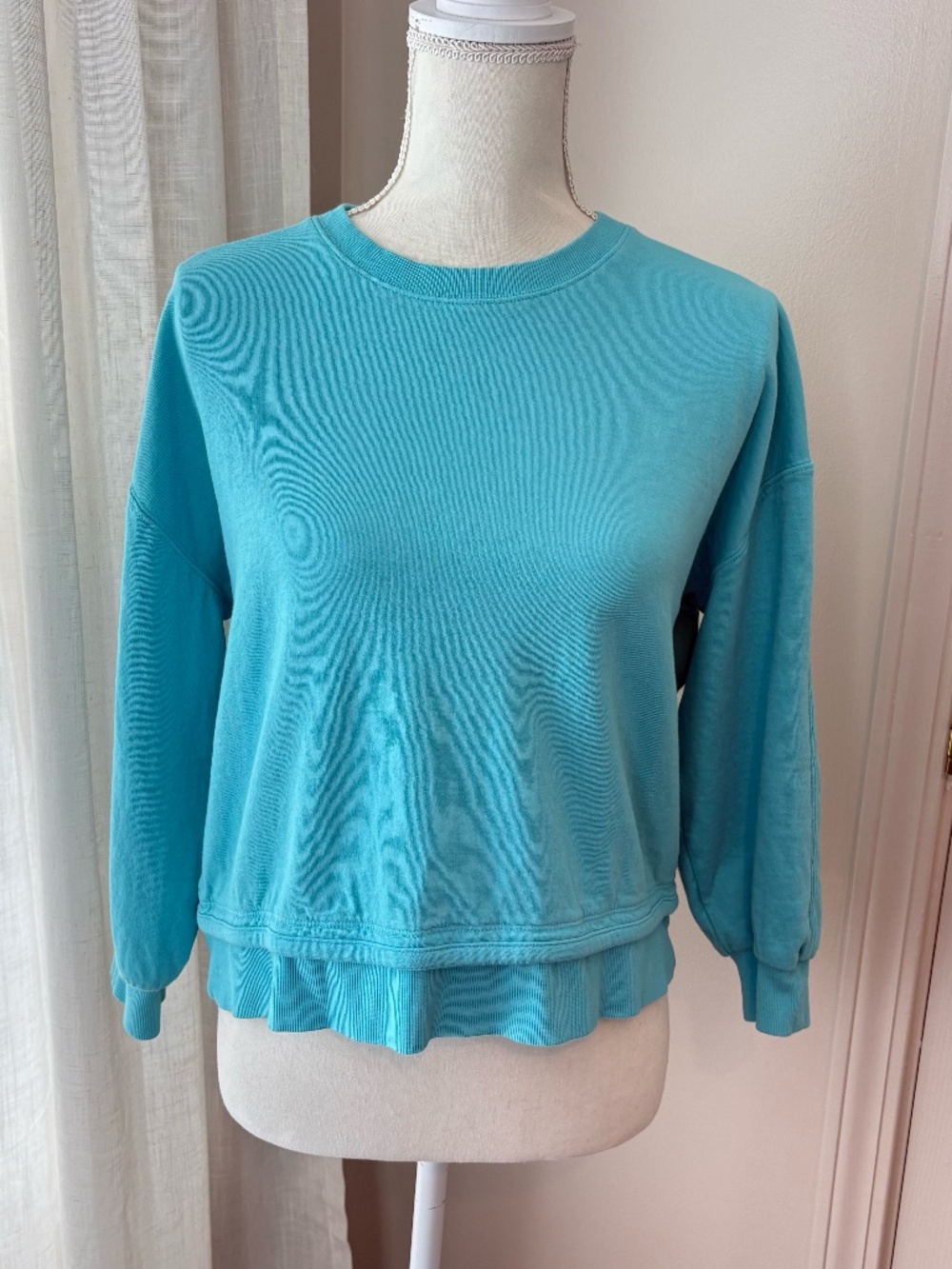 Athleta Sundown Motion Sweatshirt Women Medium Blue Ribbed Drop Shoulder Relaxed